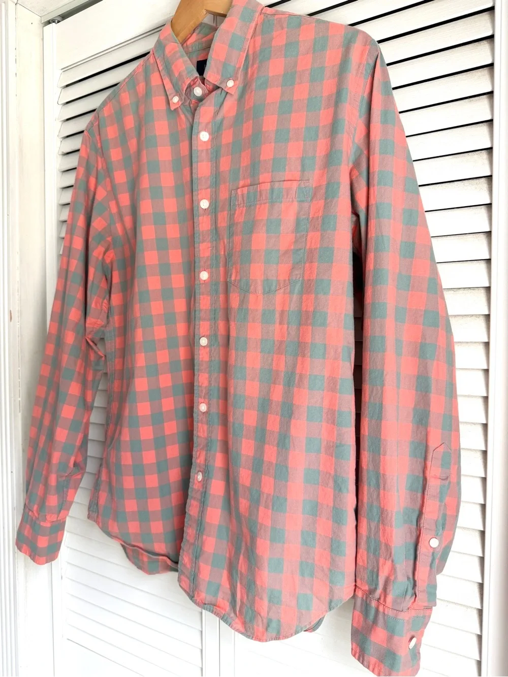 M🧡 J Crew Men’s Light Green & Orange Checkered Plaid Gingham Cotton Button Down